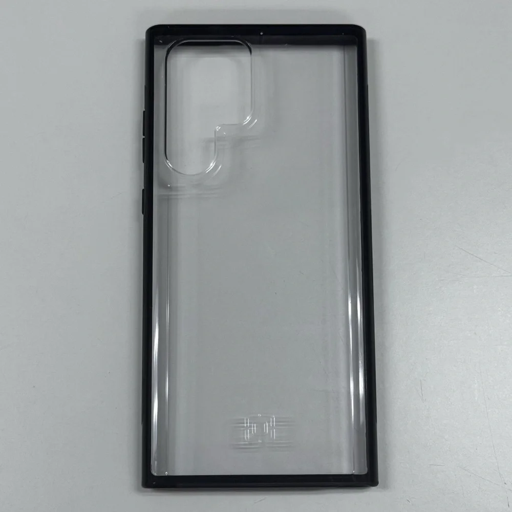 Samsung Galaxy S22 Ultra Incipio Clear Phone Case with Black Trim.
